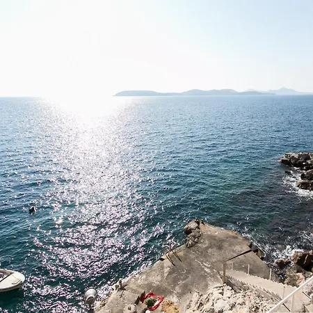 Апартаменты Neve - Two-bedroom With Balcony And Sea View