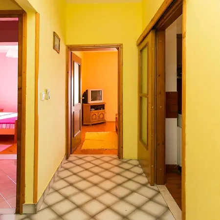 Neve - Two-bedroom With Balcony And Sea View Apartman *