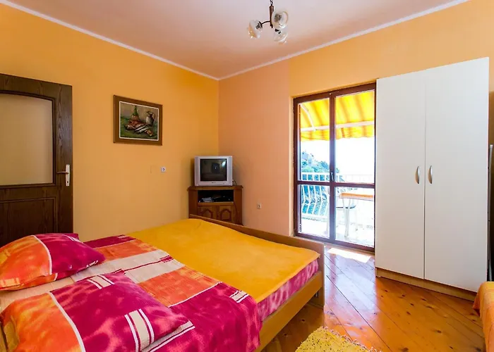 Neve - Two-bedroom With Balcony And Sea View Дубровник